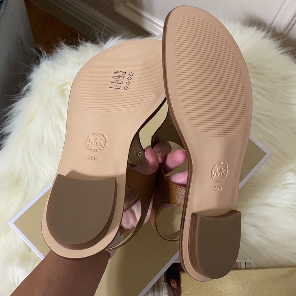 NWT Michael Kors Sandals Luggage Size 7.5 - Picture 5 of 6